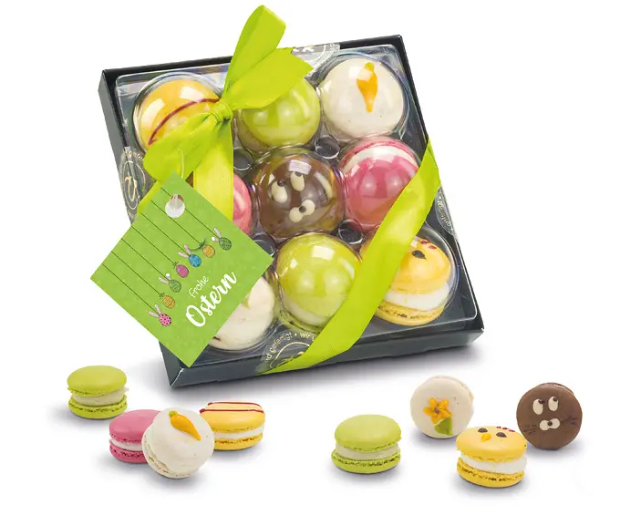 Bunte Oster-Macarons